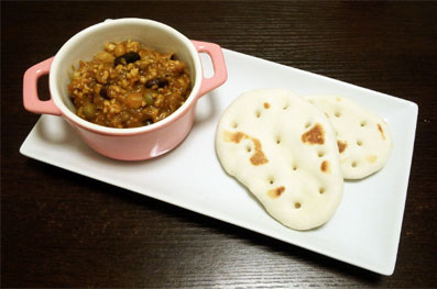 仲良くナン作り♪お豆たっぷりヘルシーキーマ!_d0224894_982878.jpg