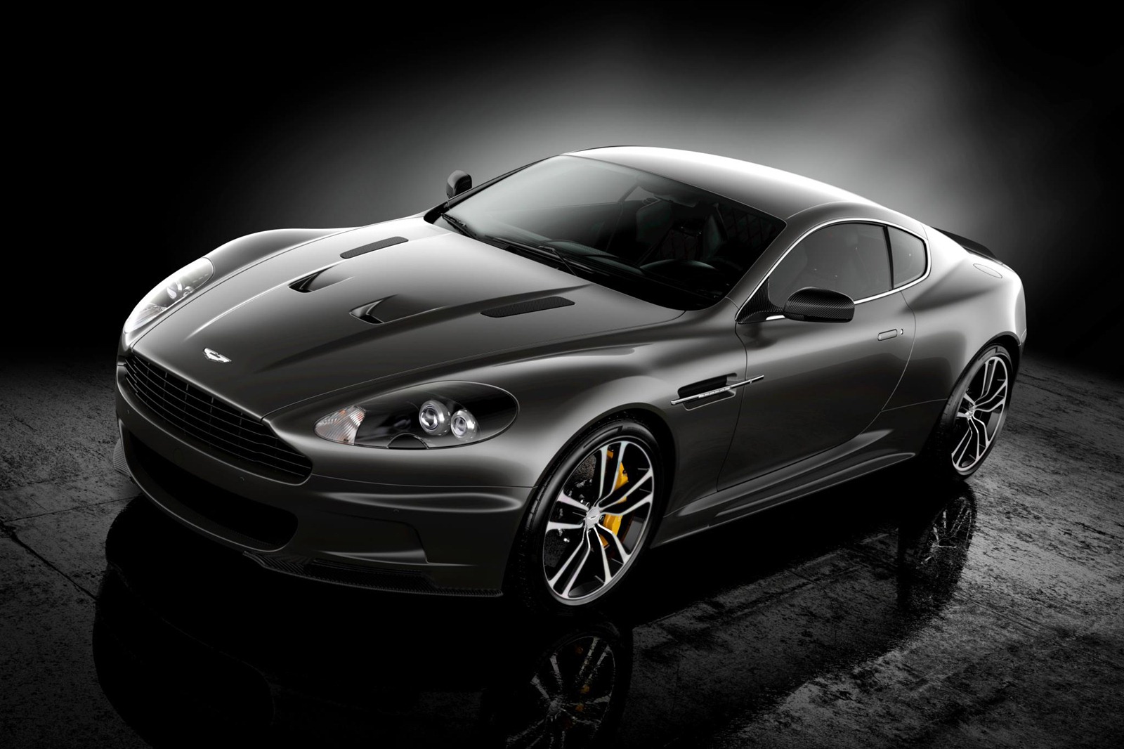 ・Aston Martin DBS with Ultimate Edition・_f0223194_11102331.jpg