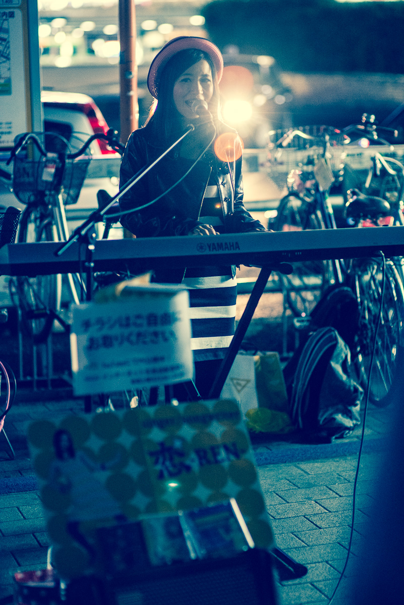 Street musician of Shinjuku_a0232322_7321264.jpg