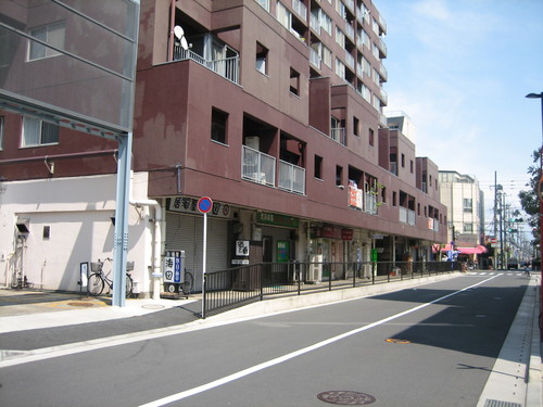e0239948_2301811.jpg
