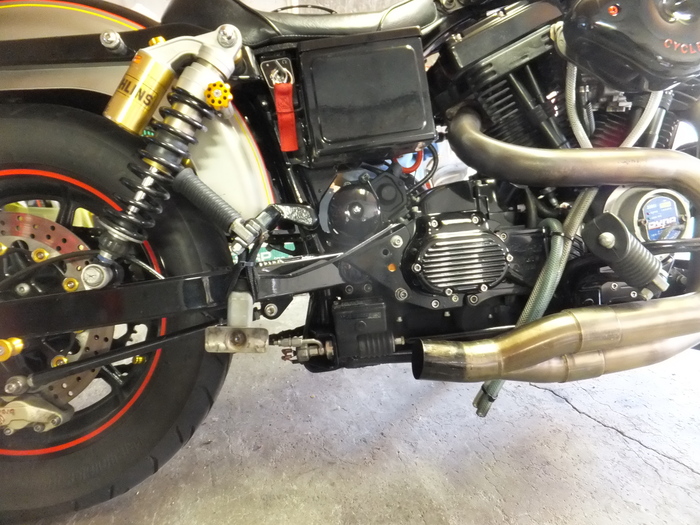 X R 1000 ポイントカバー!_c0226202_2240535.jpg