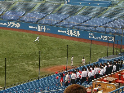 日本大対青学大　５月９日　東都大学野球１部_b0166128_13363453.jpg