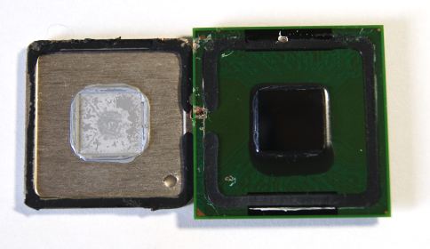 CPUのヒートスプレッダを外してコアを晒してみた old_3流プログラマのメモ書き