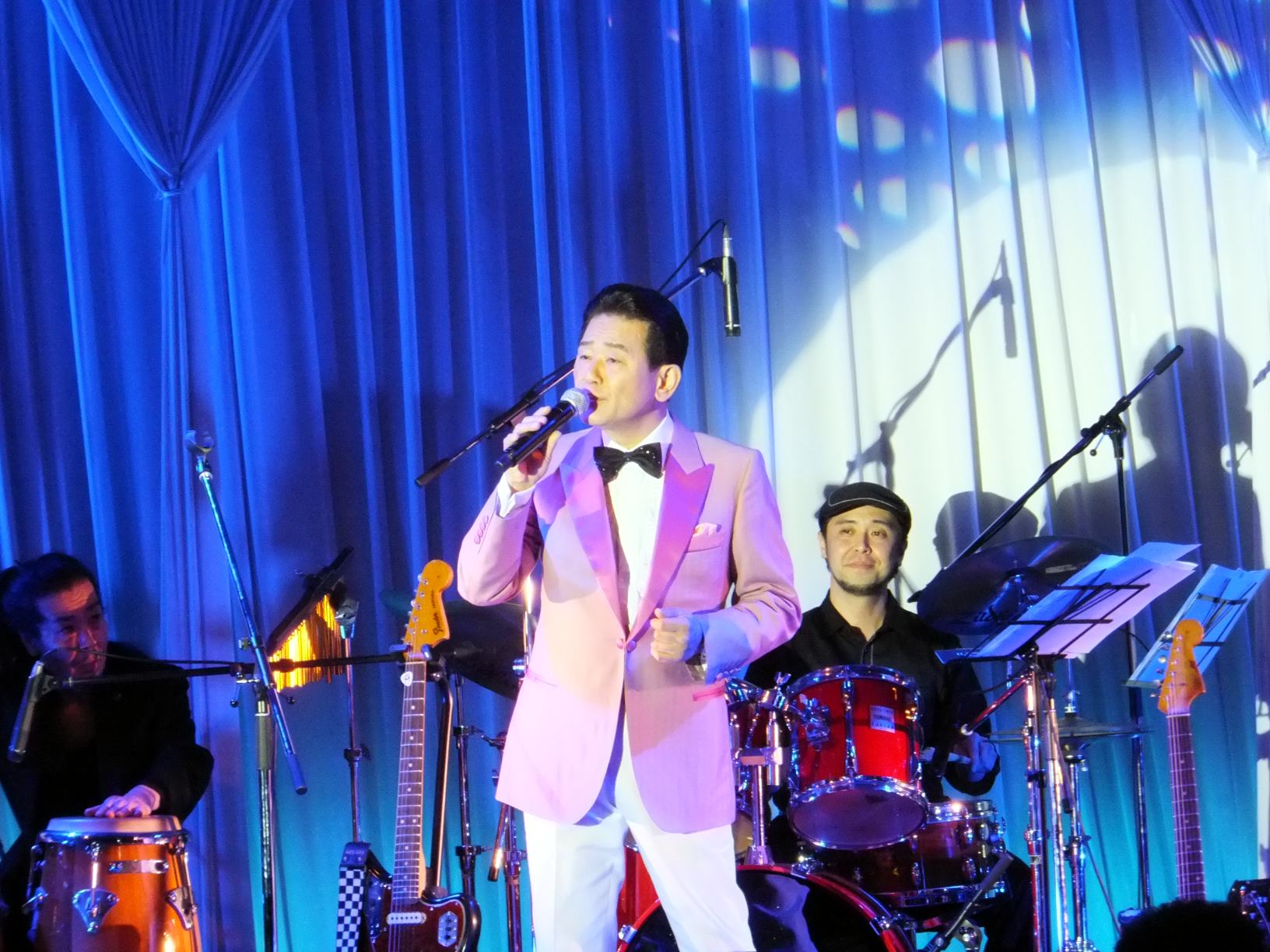 ソロデビュー5周年盛春ディナーショー終了!_e0119092_1563582.jpg