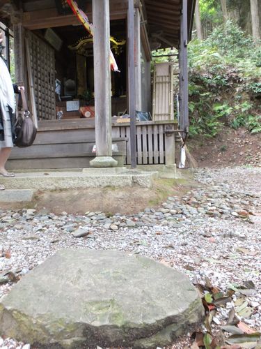 湖北：何と珍しい十一面千手千足観音を祀る「正妙寺」_f0120102_925107.jpg