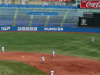日本大対青学大 5月10日 東都大学野球1部_b0166128_1184349.jpg