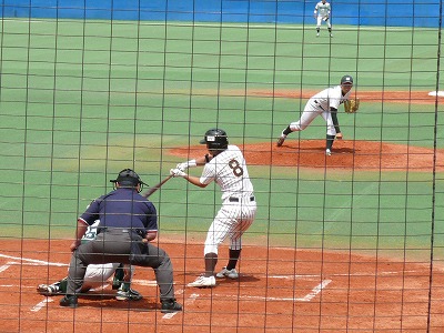 国士舘大対専修大　５月７日　東都大学野球２部_b0166128_1513175.jpg