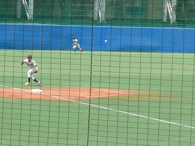 国士舘大対専修大　５月７日　東都大学野球２部_b0166128_1555695.jpg