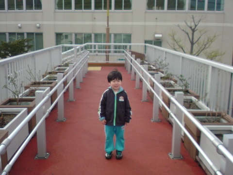 e0255945_044199.jpg