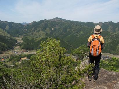 建屋山へ（the othor story）_c0118495_22374770.jpg