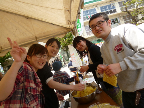 板ボラ 大盛況!! 焼きそば編_a0080406_19355348.jpg