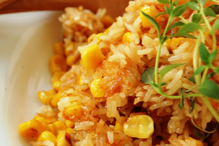 まかない的♪チーズとコーンのバター炒飯_d0104926_0354568.jpg