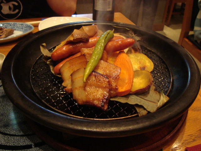 丸の内「和食豚肉料理 とん風」へ行く。_f0232060_1434389.jpg