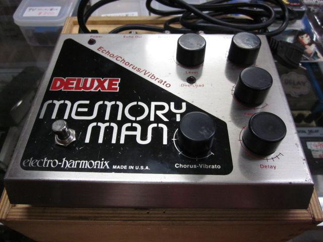 ELECTRO-HARMONIX ( エレクトロハーモニックス ) DELUXE MEMORY