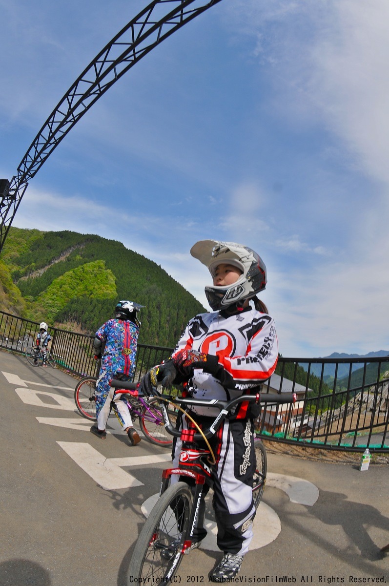 ２０１２　５月１３日（日曜日）秩父滝沢サイクルパークの風景VOL2_b0065730_18224437.jpg