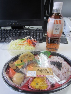 イベント前日は、大道具さん?!_d0091909_5523314.jpg