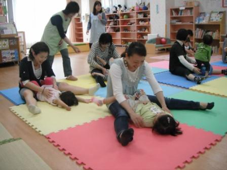 2012.05.15 親子ストレッチ体操_f0142009_11363816.jpg