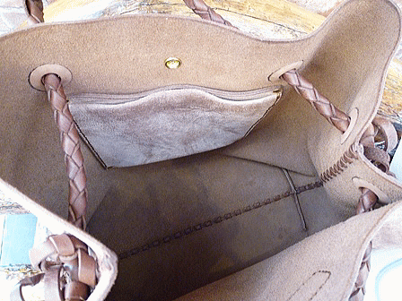 LEATHER TUNA 新作バッグ入荷!_e0087043_20362289.gif