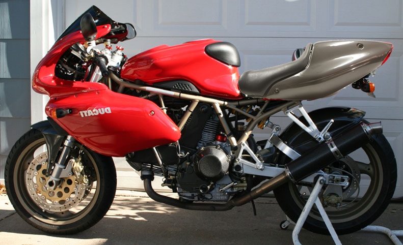 □Ducati SS1000DS : 一日500km航続と100km/hからの安定ブレーキ