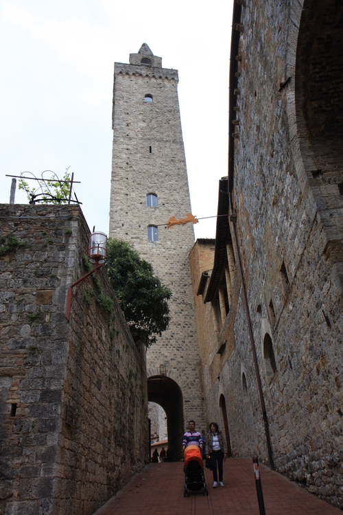 イタリア紀行 SETTE San Gimigiano_a0194908_1553759.jpg