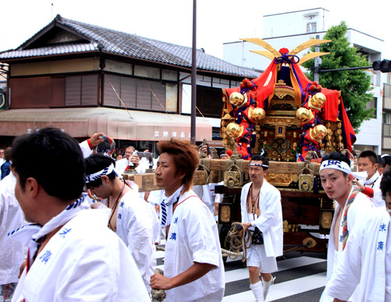 御霊祭(ごりょうさい）_e0048413_20524944.jpg