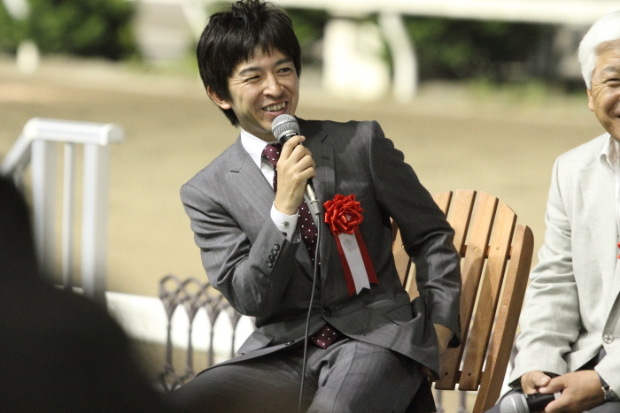 トークショー「花の15期生同窓会in高知競馬場」 その2_a0077663_7241040.jpg