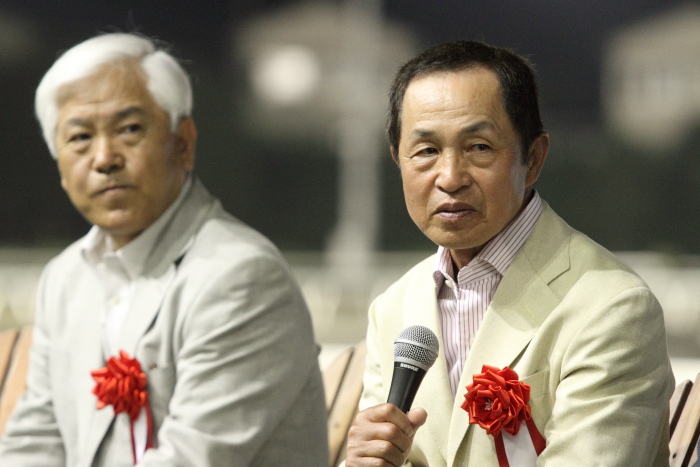 トークショー「花の15期生同窓会in高知競馬場」 その2_a0077663_7242877.jpg