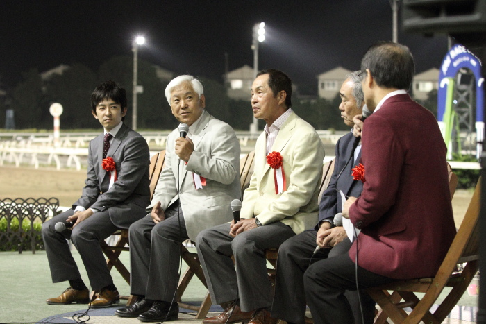 トークショー「花の15期生同窓会in高知競馬場」 その2_a0077663_7291553.jpg