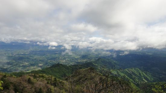 祖母山系馬蹄形縦走_f0036700_9225370.jpg