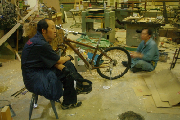 Holzwerk、製作ラッシュ到来!!!古材再生(Rewood)_e0203442_3353458.jpg