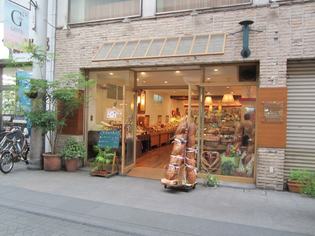 高松中央商店街を歩く_a0197729_1455990.jpg