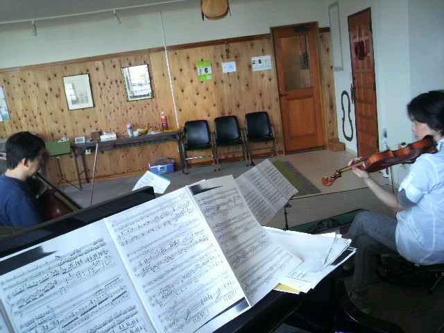 f0024708_22112945.jpg