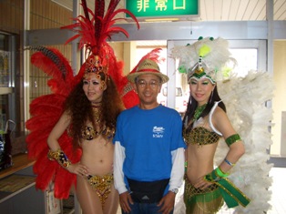 a0071926_2394381.jpg