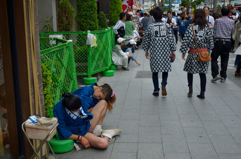 三社祭 お疲れさん_f0079061_1933517.jpg