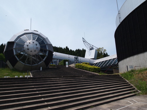 能登島ガラス美術館アプローチ_b0161372_1148850.jpg