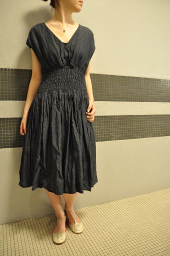 一枚のワンピース ・ ・ ・ =TOUJOURS=_b0110582_2040143.jpg