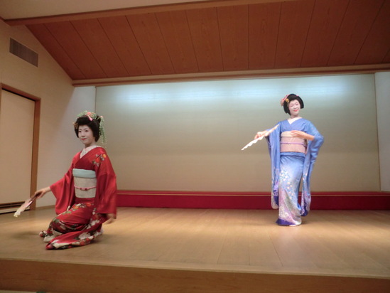 昨日までの活動の写真を載せます_e0119092_1421394.jpg