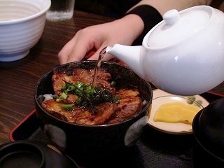 ぶた丼♪_e0182819_20354961.jpg