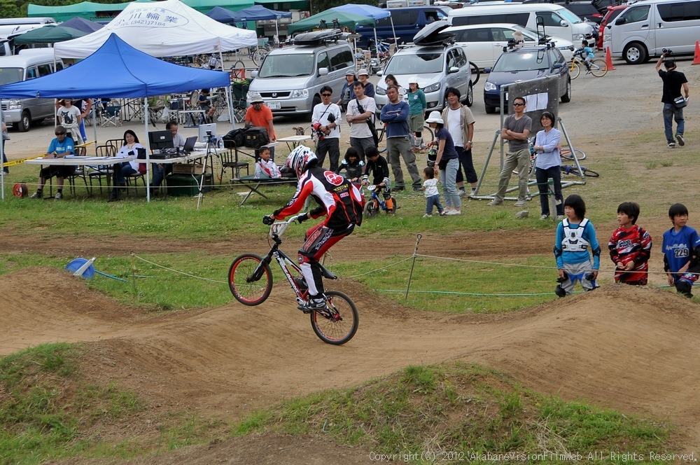 2012 JOSF 緑山５月定期戦VOL12：１４オーバー決勝　動画あり_b0065730_10514824.jpg