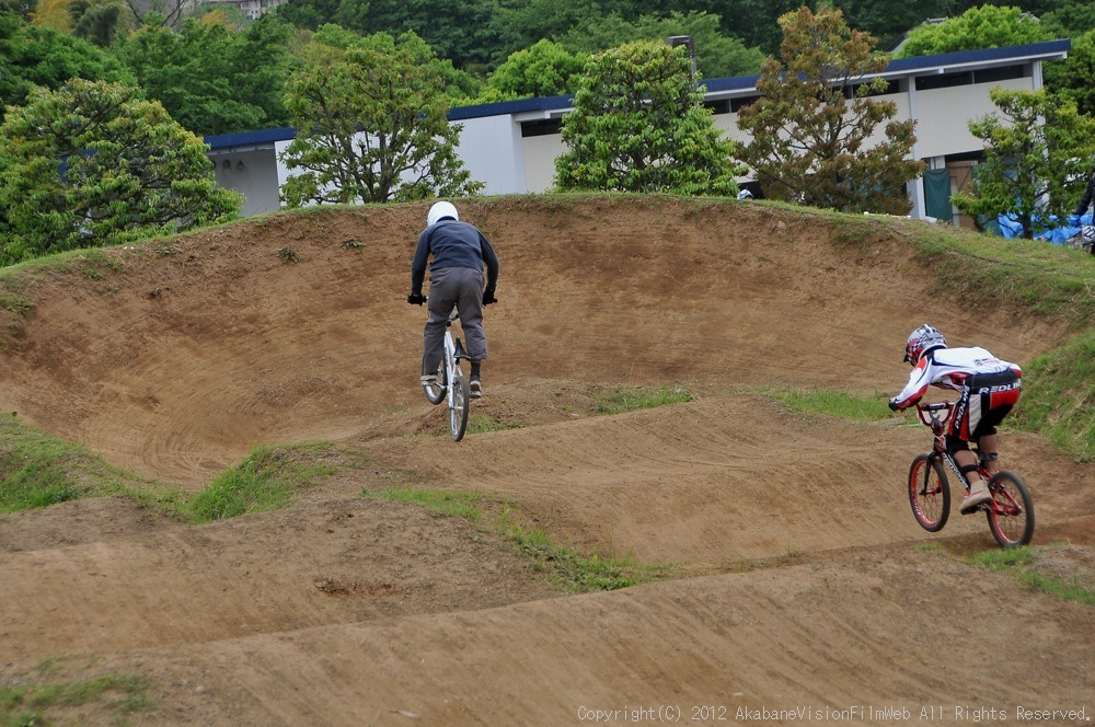 2012 JOSF 緑山５月定期戦VOL13：BMX３０オーバー決勝　動画あり_b0065730_1373851.jpg