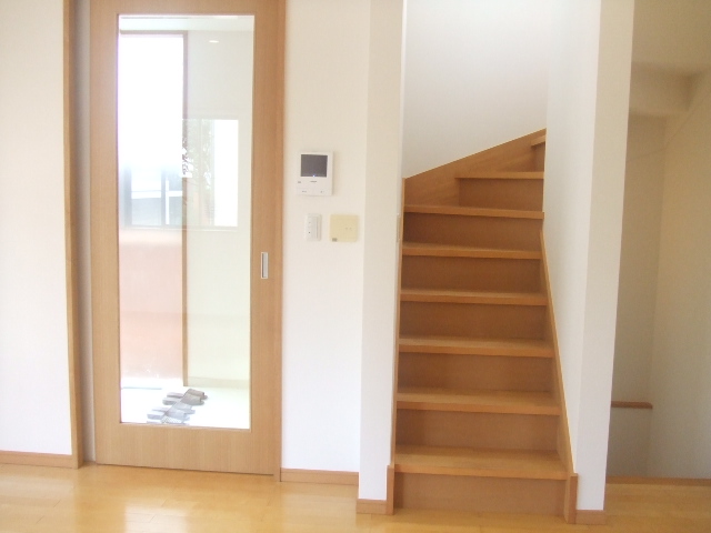 値下げしました!!【世田谷区宮坂】(中古戸建)_b0246953_1659585.jpg