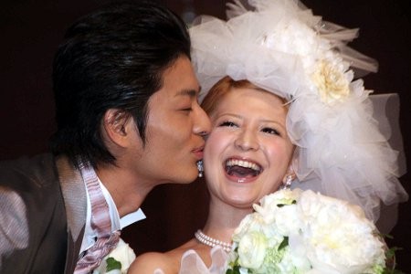 矢口真里さんのヘッドドレス_c0072971_22285993.jpg