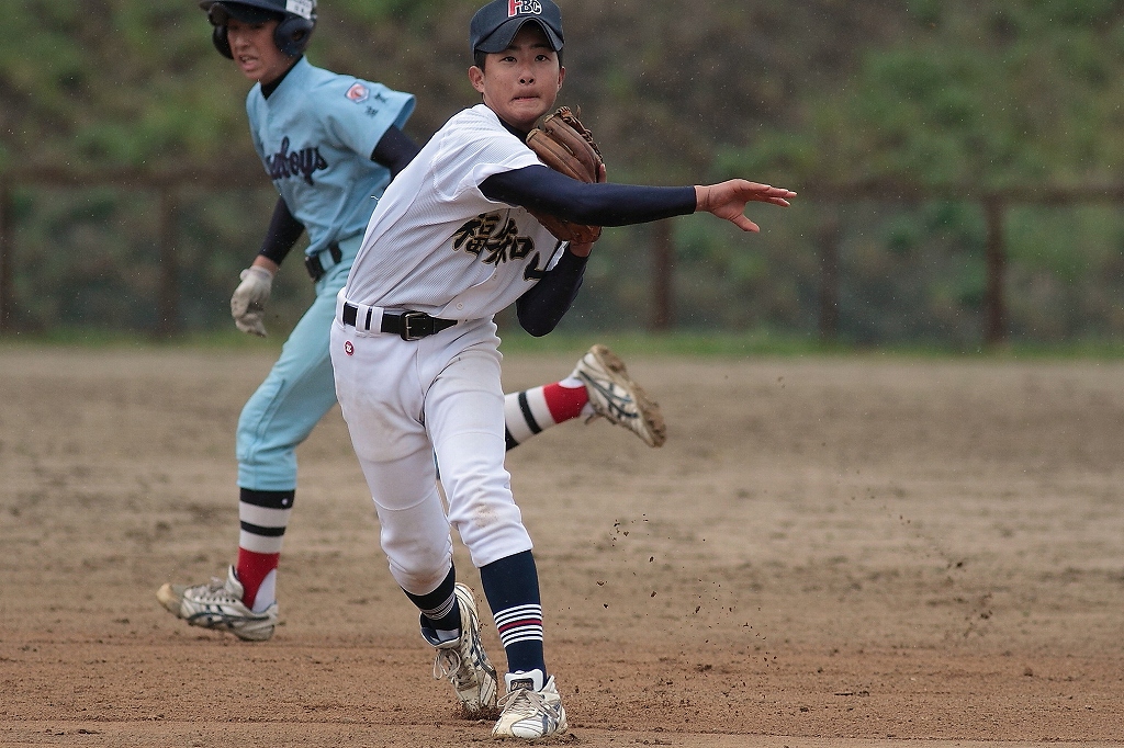 綾部大会　ｖｓ滋賀野洲ボーイズ2_a0170082_207188.jpg