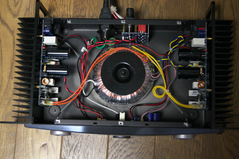 低音用パワー・アンプの変更 : Katyanのオーディオ 低音用パワー・アンプの変更 : Katyanのオーディオ