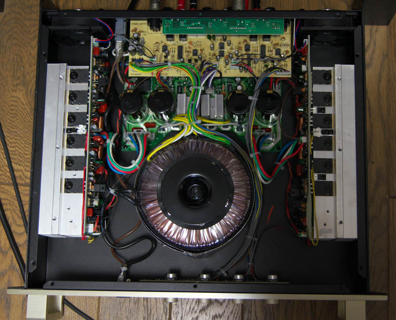 低音用パワー・アンプの変更 : Katyanのオーディオ 低音用パワー・アンプの変更 : Katyanのオーディオ