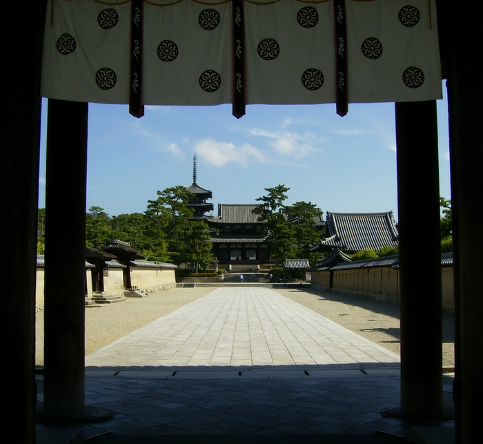 【古書】 昭和資材帳1 法隆寺の至宝 西院伽藍 法隆寺伽藍 小学館 初版第一刷 古書】 昭和資材帳1 法隆寺の至宝 西院伽藍 法隆寺伽藍 小学館
