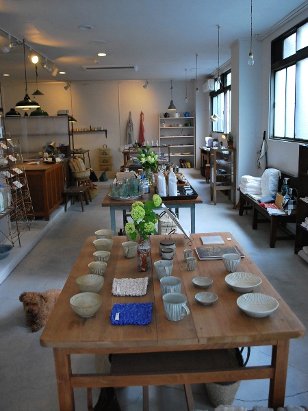 zakka+utuwa SABI のロッタ_c0177814_15363182.jpg