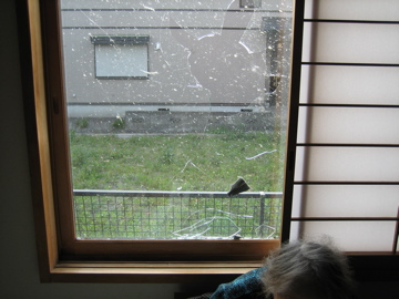 北条竜巻被害(1)と azumi 土曜日オープンします!_b0100229_5523520.jpg