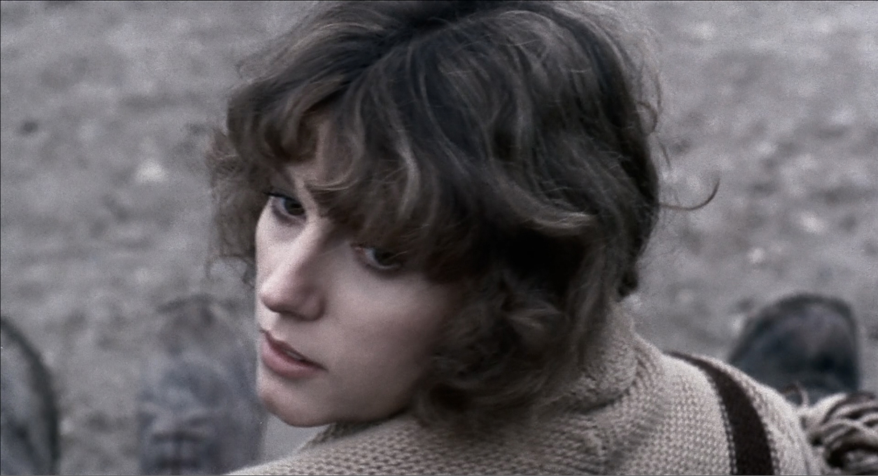 ステファニア・サンドレッリ（Stefania Sandrelli）「1900年」（1976）・・・①_e0042361_23293896.jpg