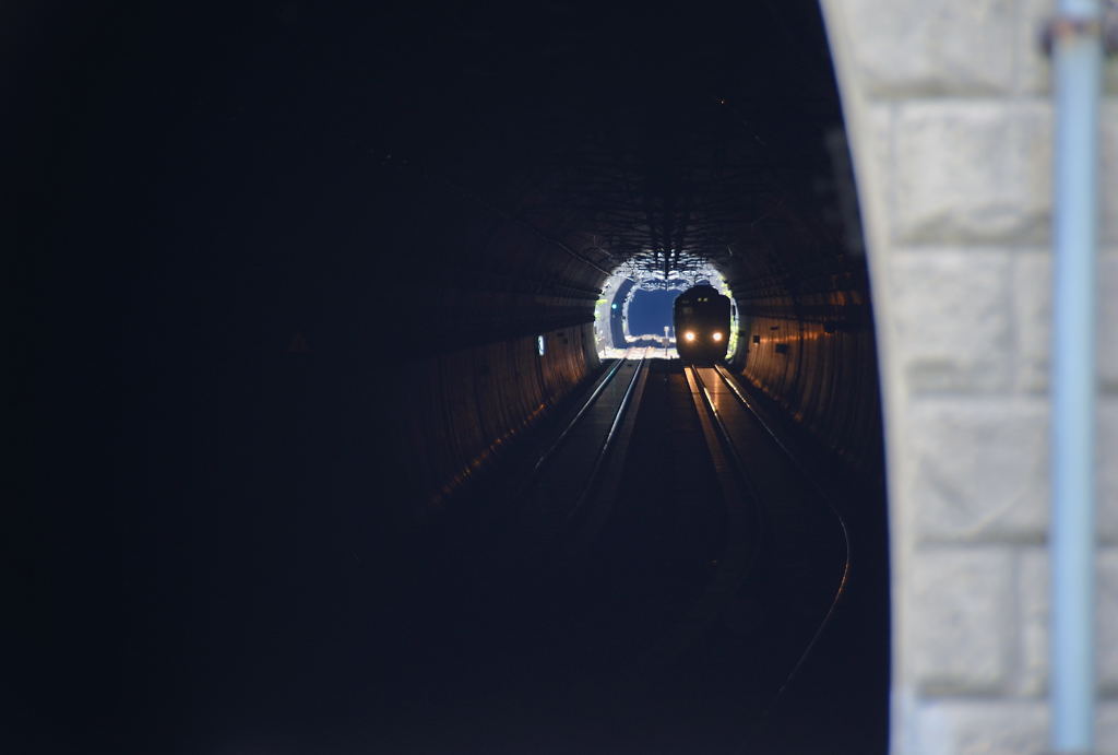 トンネル・トンネル_e0169286_21125990.jpg